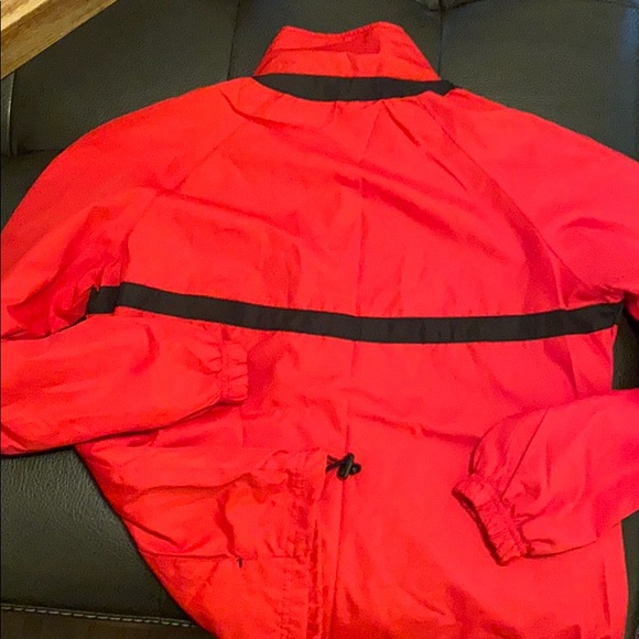 Running Jacket - Picture 3 of 3
